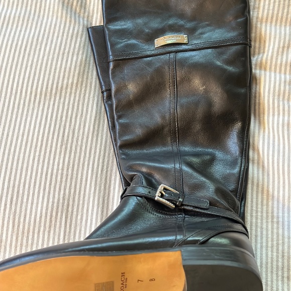 Authentic Coach black leather boots size 7 - hard to find great condition! - Picture 6 of 7